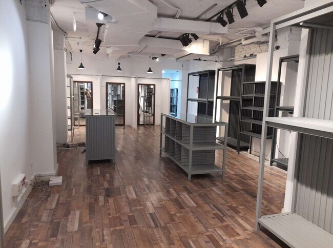 Más detalles de Local en alquiler