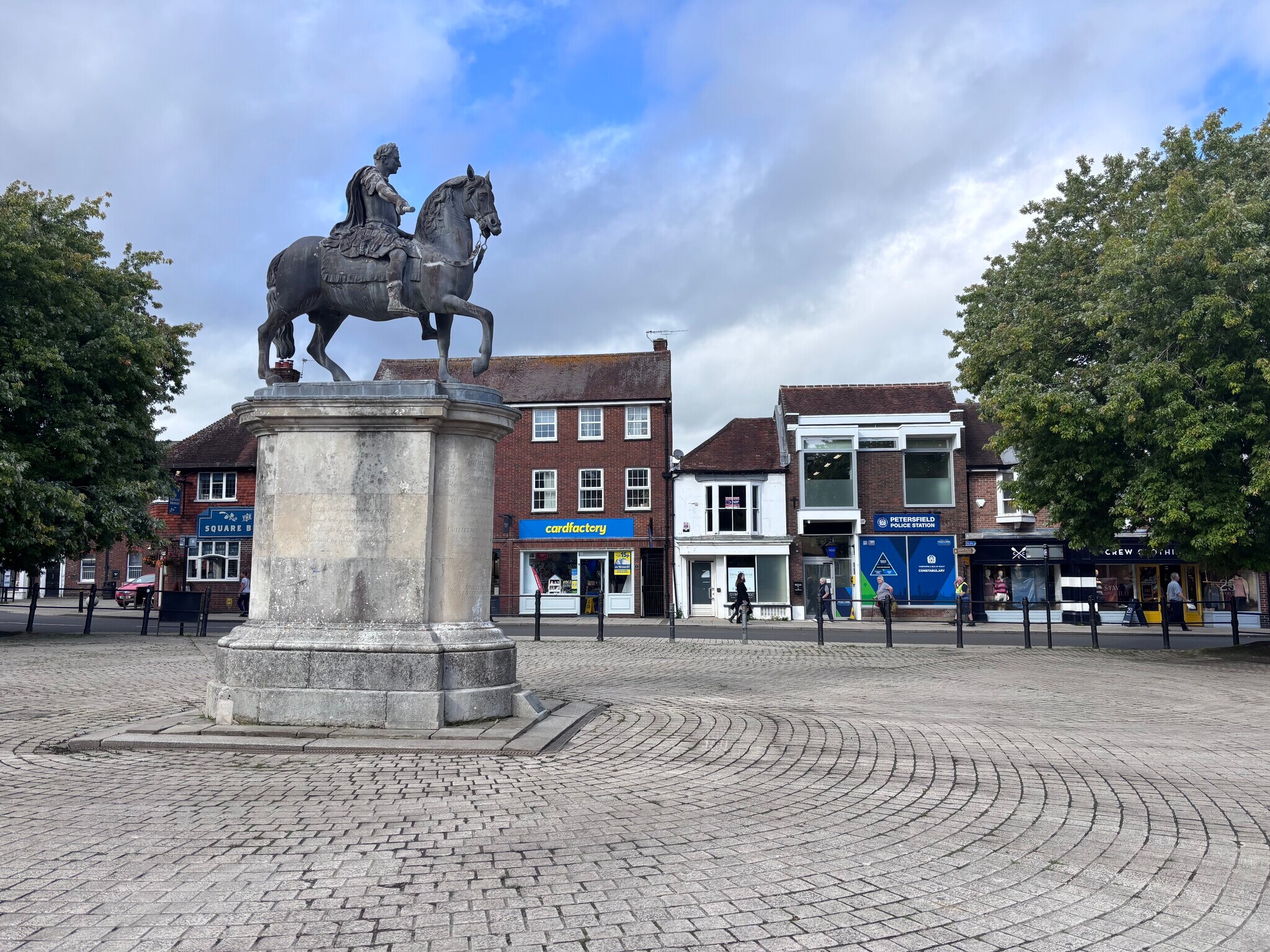 9 The Square, Petersfield en venta Foto principal- Imagen 1 de 6