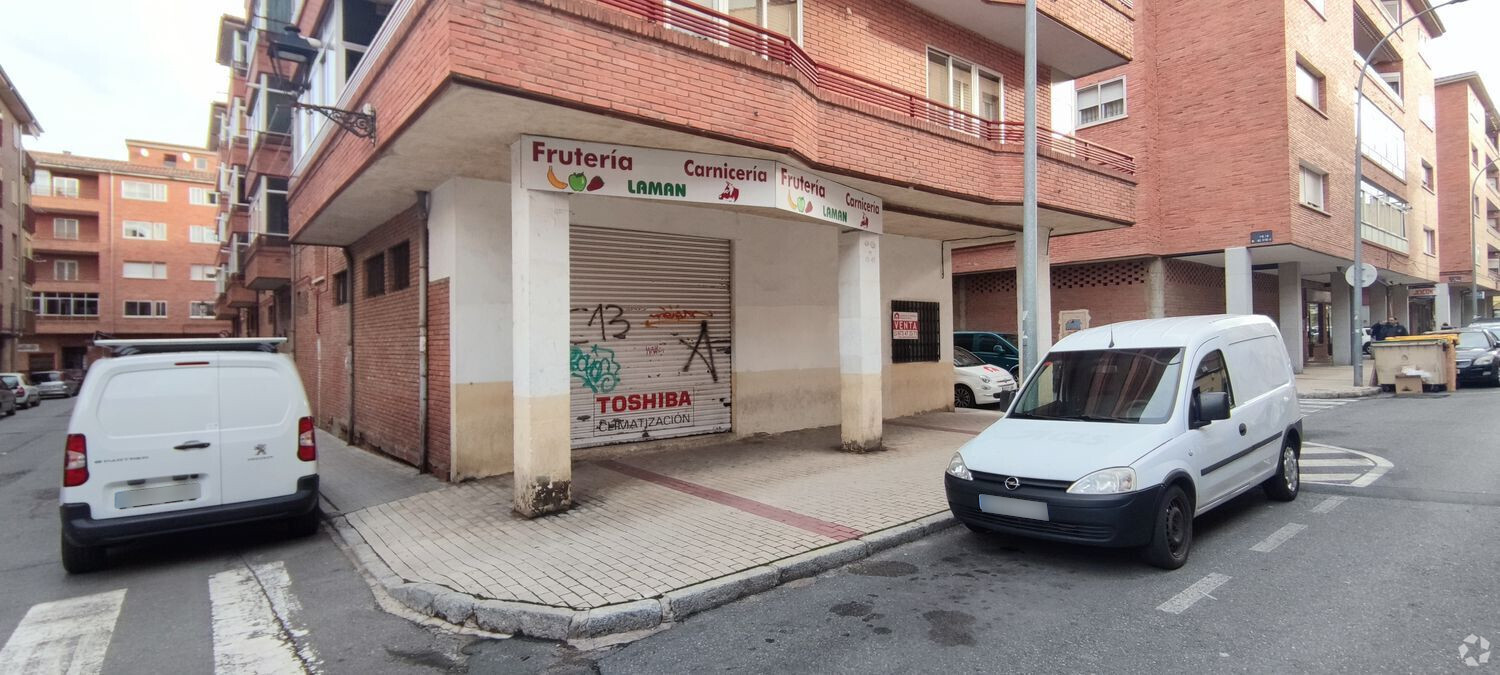 Calle Virgen de las Fuentes, 1, Ávila, AVI 05005 - Unidad Puerta L1, Esc. 1 -  - Foto del interior - Image 1 of 12