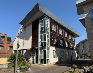 Más detalles de 17 Marina Pl, Kingston Upon Thames - Oficina en venta