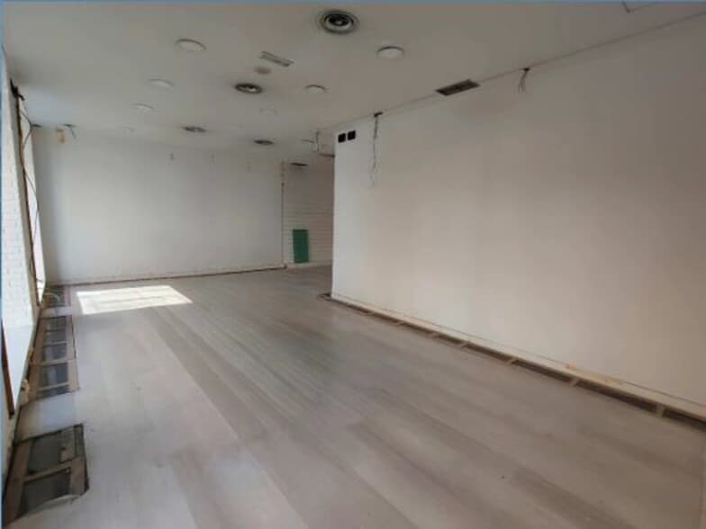 Paseo de la Reina Cristina, 18, Madrid, Madrid en alquiler - Foto del edificio - Imagen 2 de 5