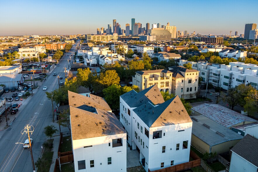 Thompson St Airbnb Portfolio cartera de 4 inmuebles en venta en LoopNet.es - Foto del edificio - Imagen 2 de 49