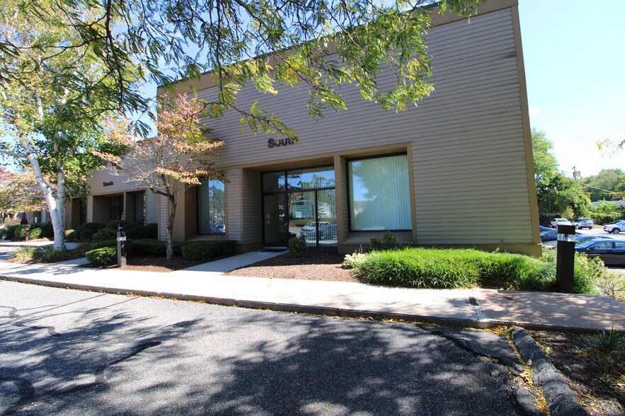 200 N Main St, East Longmeadow, MA en venta - Foto del edificio - Imagen 1 de 13