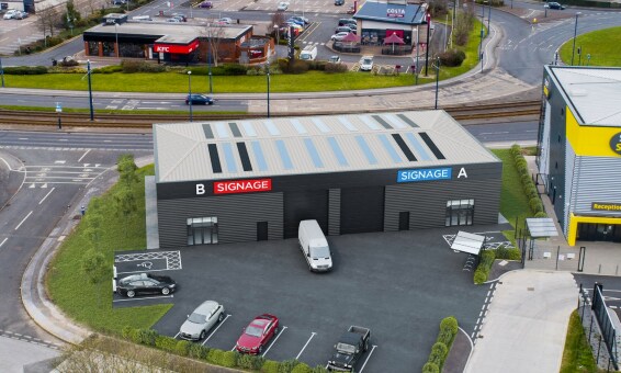 1 Rayner Lane, Ashton Under Lyne en alquiler Foto principal- Imagen 1 de 2