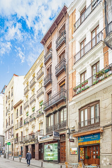 Calle de Tetuán, 32, Madrid, Madrid en alquiler - Foto principal - Imagen 1 de 2