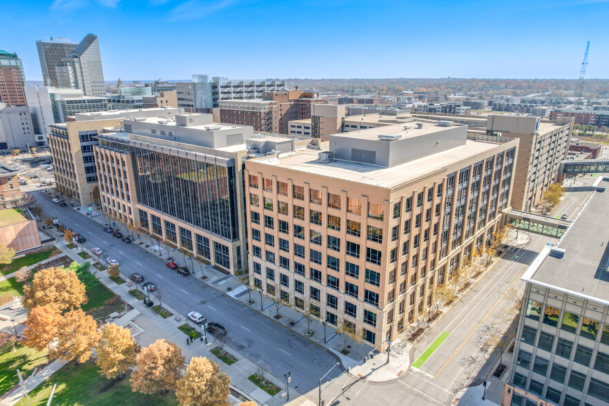 1150 Locust St, Des Moines, IA en alquiler - Foto del edificio - Imagen 2 de 3