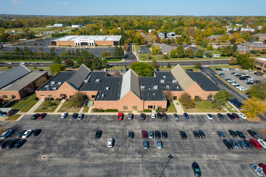 235-241 W Schrock Rd, Westerville, OH en alquiler - Vista aérea - Imagen 1 de 10