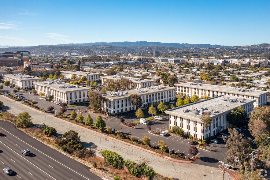 1650 S Amphlett Blvd, San Mateo, CA en alquiler - Foto del edificio - Imagen 1 de 20