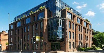 137-143 Hammersmith Rd, London en alquiler Foto del edificio- Imagen 1 de 1