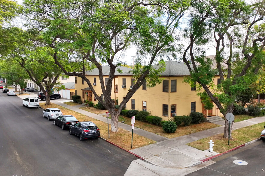 833 N Lacy St, Santa Ana, CA en venta - Foto del edificio - Imagen 1 de 28