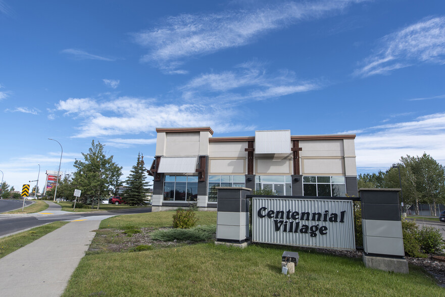 199 Southridge Dr, Okotoks, AB en alquiler - Foto del edificio - Imagen 1 de 1