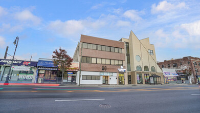 80 N Franklin St, Hempstead, NY en alquiler Foto del edificio- Imagen 2 de 31