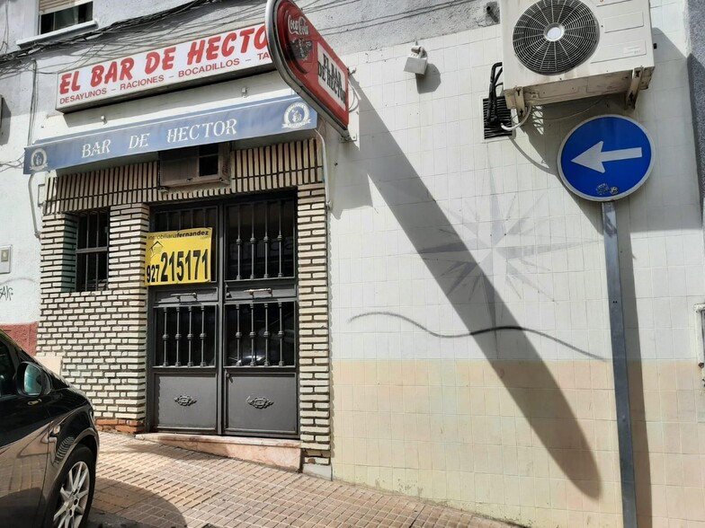 Local en Cáceres, Cáceres en alquiler - Foto del edificio - Imagen 1 de 3