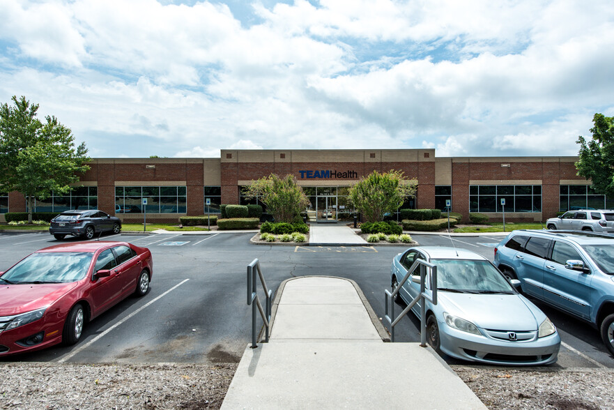 1431 Centerpoint Blvd, Knoxville, TN en alquiler - Foto del edificio - Imagen 2 de 12