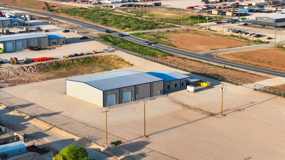 3717 S County Rd 1232, Midland, TX en alquiler - Foto del edificio - Imagen 1 de 18