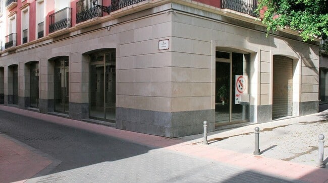 Más detalles de Local en alquiler