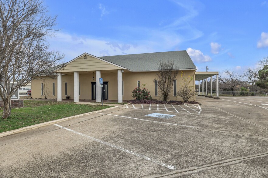 5704 James Ave, Fort Worth, TX en venta - Foto del edificio - Imagen 2 de 10