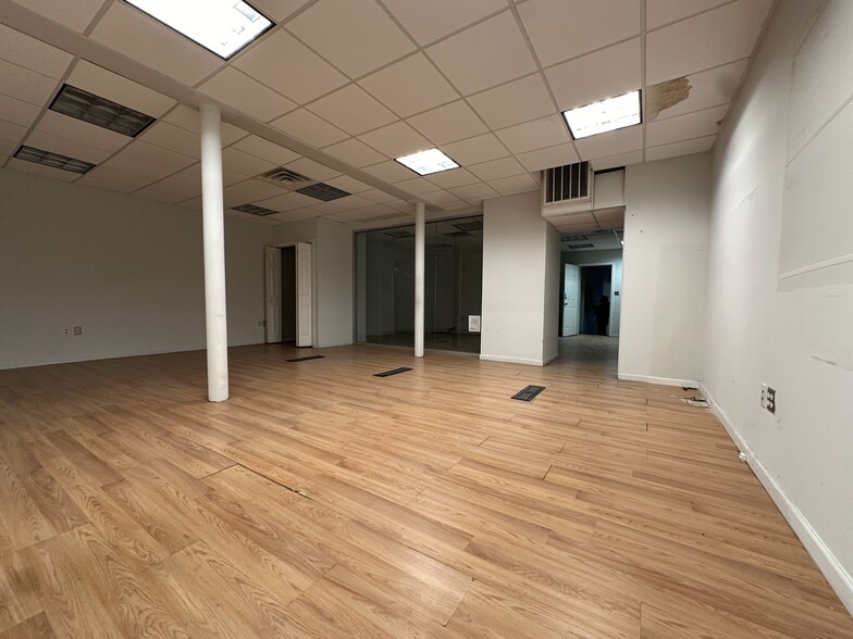 1042-1048 Westchester Ave, Bronx, NY en alquiler - Foto del interior - Imagen 3 de 5