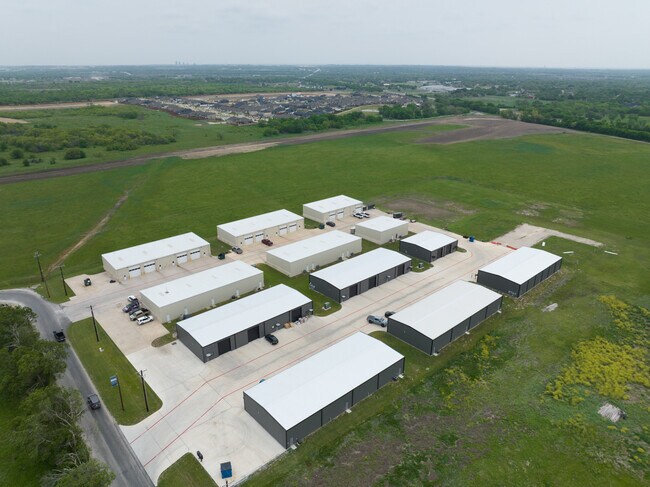 Más detalles de 4687 Johnson Ln, Argyle, TX - Flex, nave en alquiler