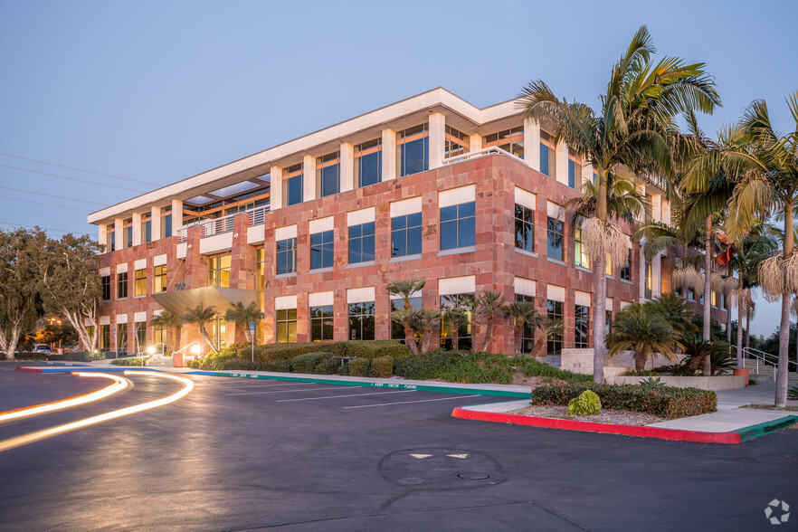 1902 Wright Pl, Carlsbad, CA en alquiler - Foto del edificio - Imagen 2 de 13