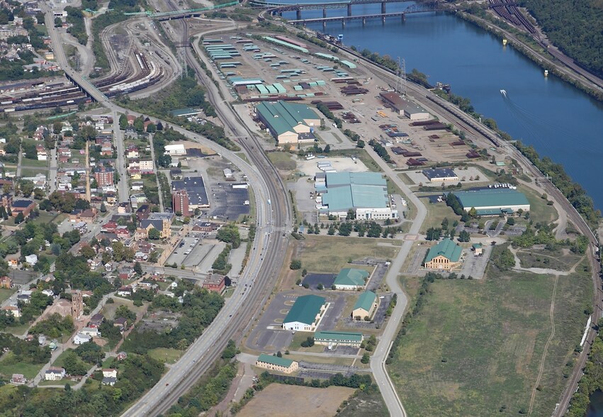 E Grant Ave, Duquesne, PA en venta - Foto del edificio - Imagen 2 de 3