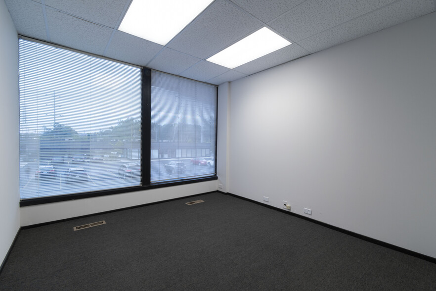 540-550 W Frontage Rd, Northfield, IL en alquiler - Foto del interior - Imagen 3 de 8