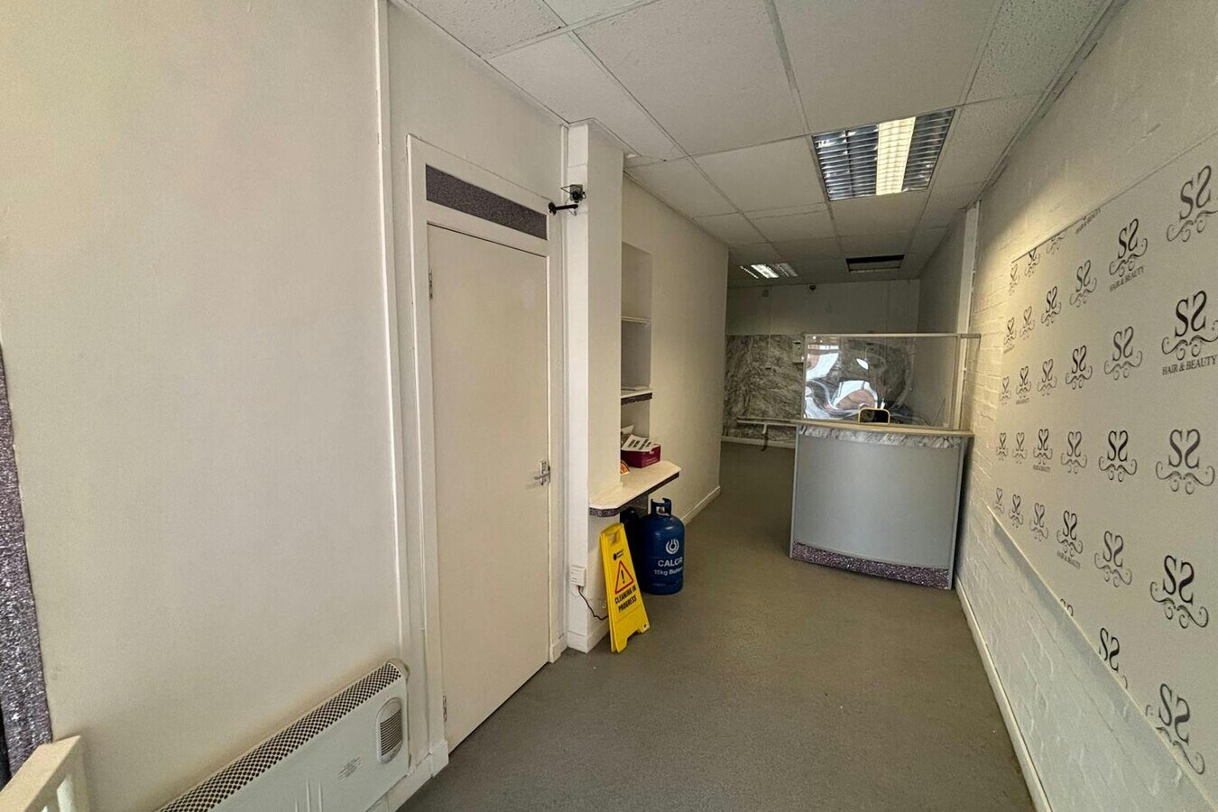 87A-87B John Finnie St, Kilmarnock, EAY KA1 1BG - Unidad 87A -  - Foto del interior - Image 2 of 3
