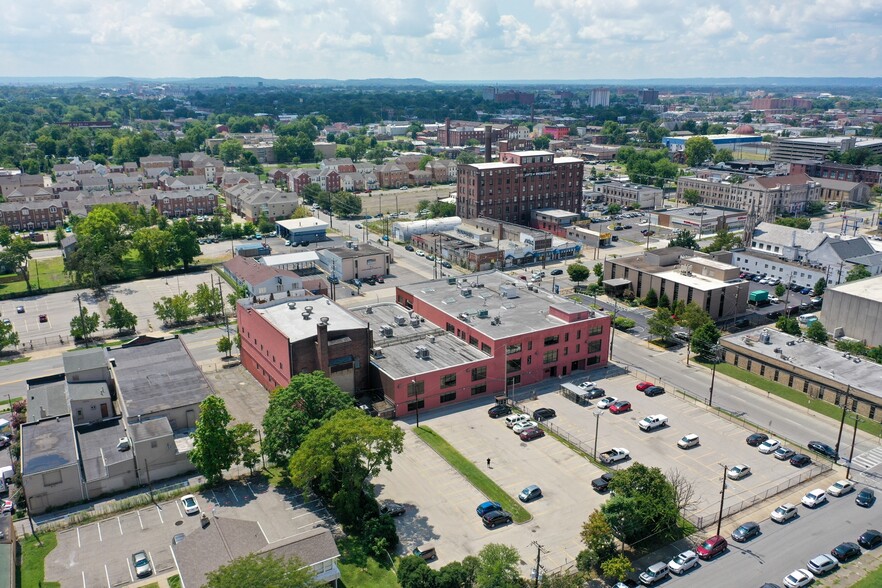 501-505 E Broadway, Louisville, KY en alquiler - Foto del edificio - Imagen 3 de 14