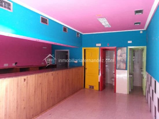 Local en Cáceres, Cáceres en alquiler - Foto del edificio - Imagen 2 de 4