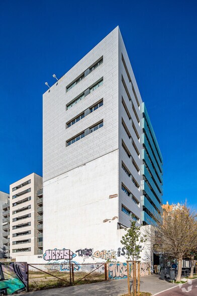 Avinguda d'Alfahuir, 45, València, Valencia en alquiler - Foto del edificio - Imagen 2 de 5