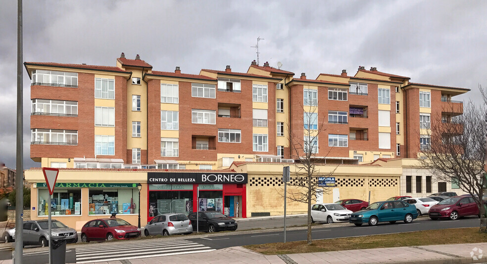 Calle De La Ciudad De Cáceres, 2, Ávila, Ávila en alquiler - Foto principal - Imagen 1 de 1