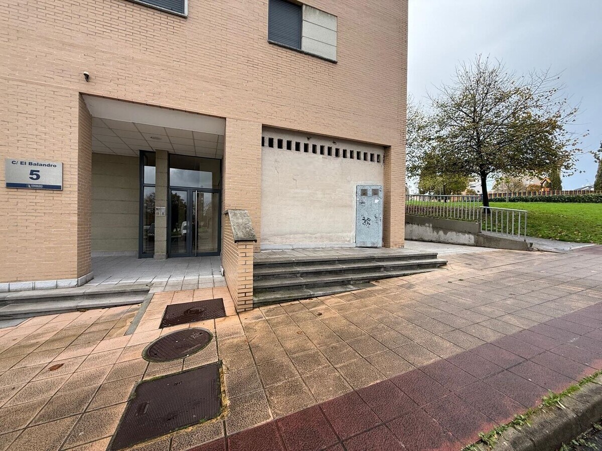 Avilés, AST 33401 - Unidad 01 -  - Foto del interior - Image 1 of 11