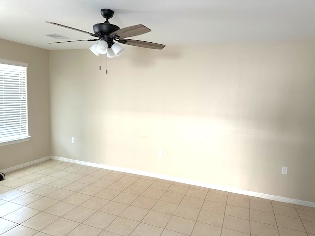 111-127 S Bend Ct, Willis, TX en venta - Foto del interior - Imagen 3 de 6