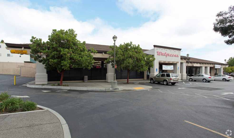 800-890 Ralston Ave, Belmont, CA en alquiler - Foto principal - Imagen 1 de 11