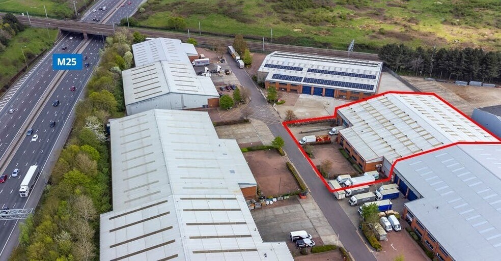 Old Parkbury Ln, St Albans en alquiler - Foto del edificio - Imagen 2 de 11