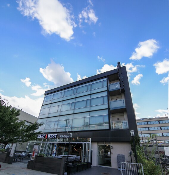 4619 41st St NW, Washington, DC en venta - Foto del edificio - Imagen 2 de 9