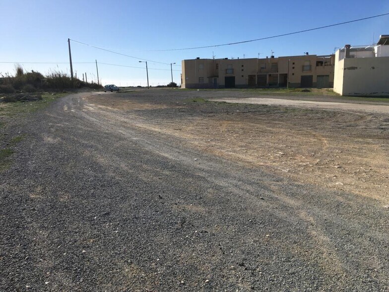 Terreno en El Ejido, Almería en venta - Foto del edificio - Imagen 3 de 7