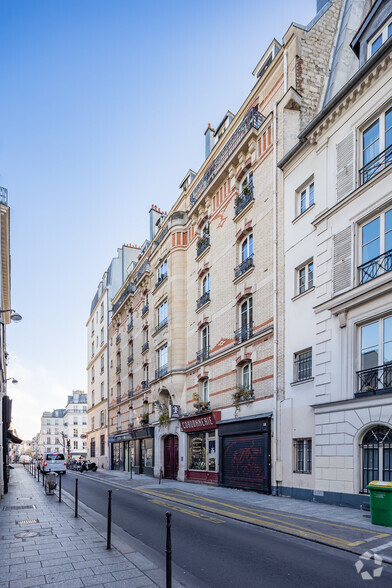 Edificio residencial en Paris en venta - Foto del edificio - Imagen 2 de 2