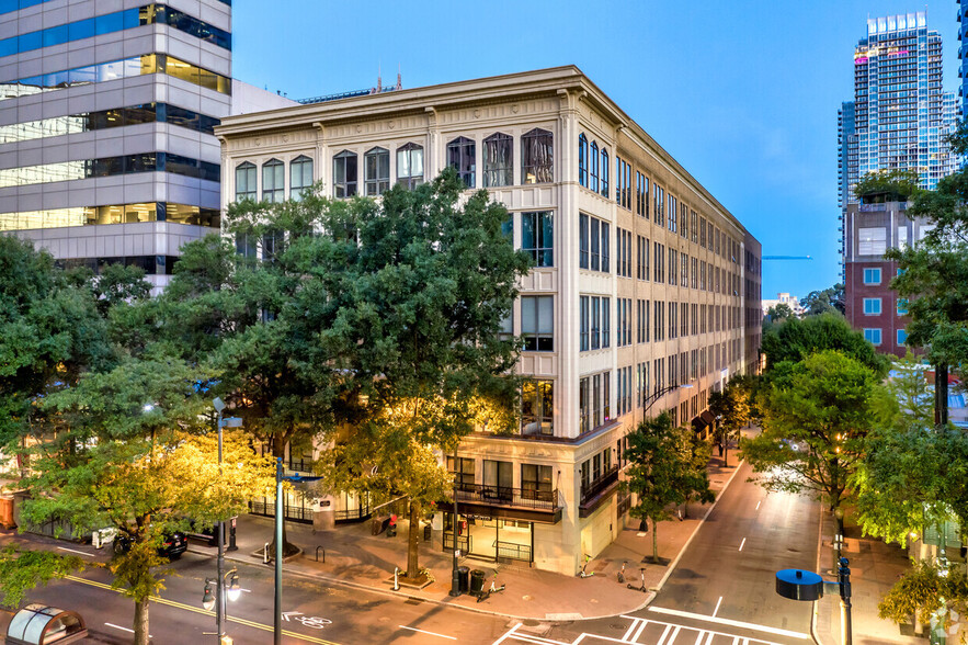 127 N Tryon St, Charlotte, NC en alquiler - Foto del edificio - Imagen 1 de 7