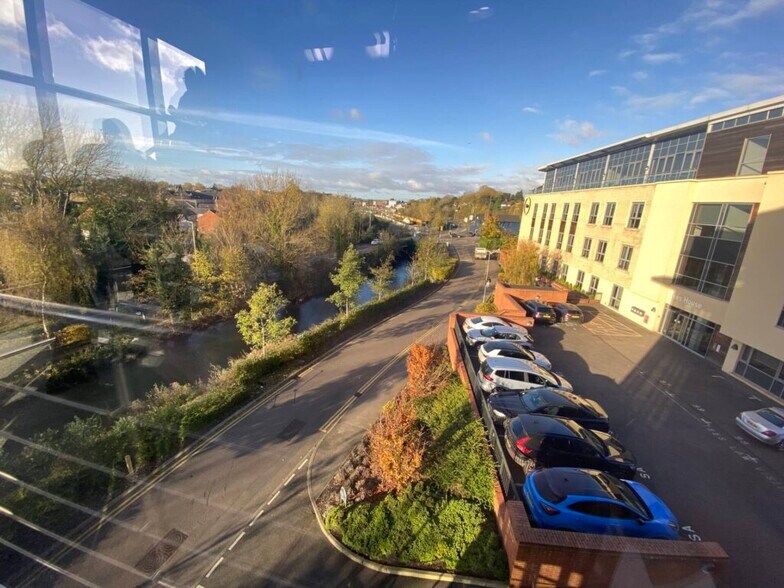 London Rd, Bishop's Stortford en alquiler - Foto del edificio - Imagen 2 de 2