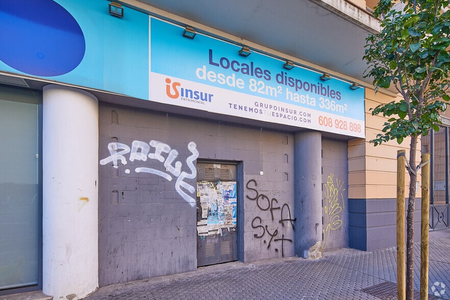 Calle Carretera de Carmona, 6, Sevilla, Sevilla en venta - Foto del edificio - Imagen 3 de 3