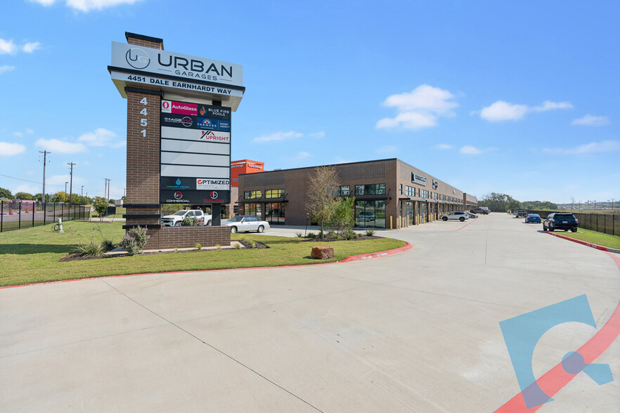 4451 Dale Earnhardt Way, Northlake, TX en alquiler - Foto del edificio - Imagen 1 de 9