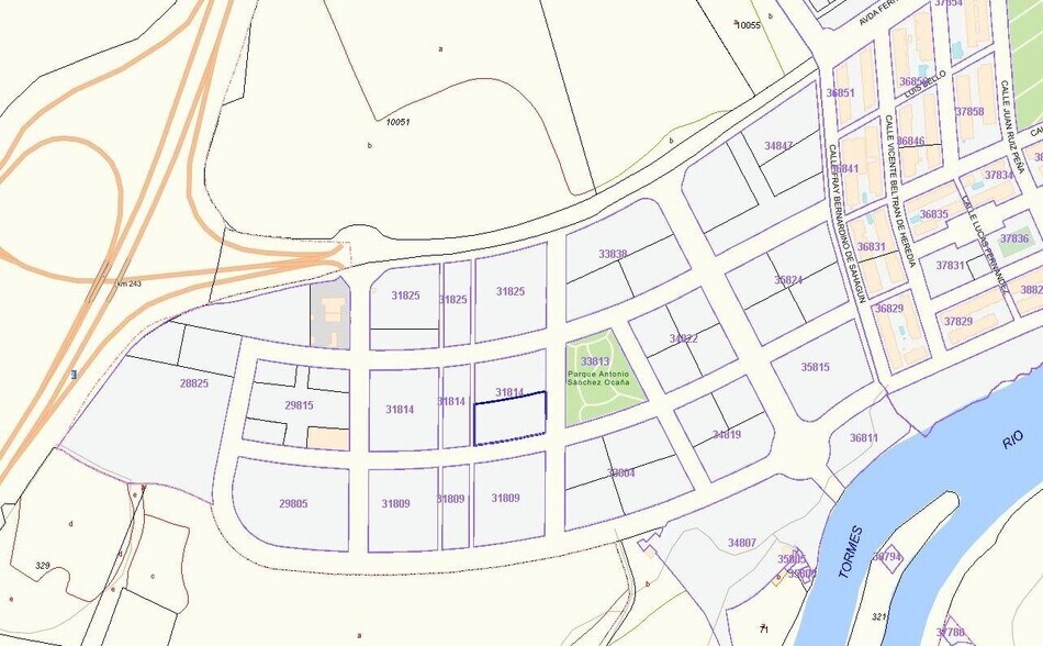 Calle Vargas Zúñiga, 11, Salamanca, Salamanca en venta - Foto del edificio - Imagen 3 de 11