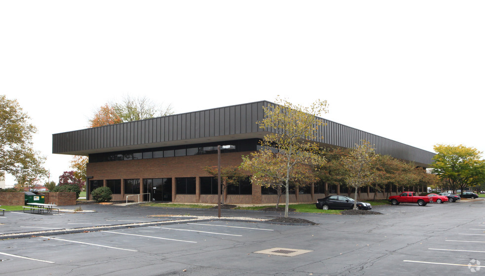 6460 Busch Blvd, Columbus, OH en venta - Foto del edificio - Imagen 2 de 18