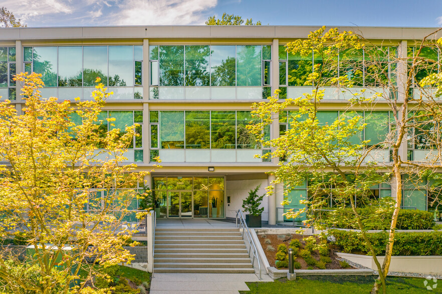 3605 Gilmore Way, Burnaby, BC en alquiler - Foto del edificio - Imagen 2 de 4