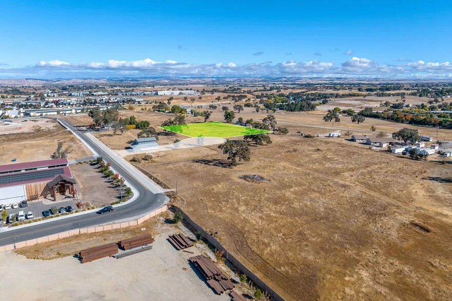 0 Ardmore Rd, Paso Robles, CA en venta - Foto del edificio - Imagen 2 de 4