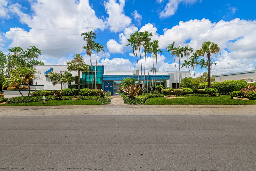 2950 N 28th Ter, Hollywood, FL en alquiler - Foto del edificio - Imagen 1 de 88