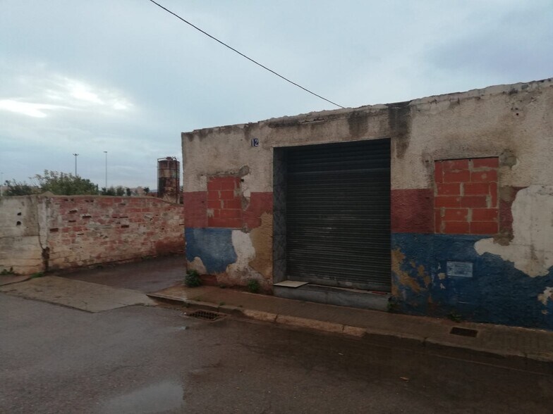 Carrer Sierra Nevada, Sagunto, Valencia en venta - Foto del edificio - Imagen 1 de 9