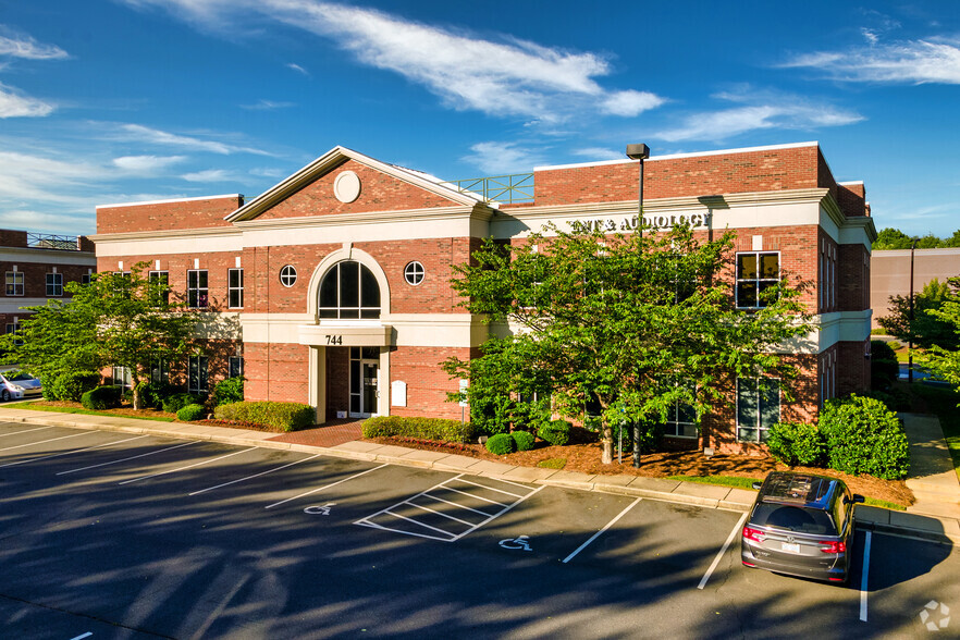 744 Arden Ln, Rock Hill, SC en venta - Foto del edificio - Imagen 3 de 20