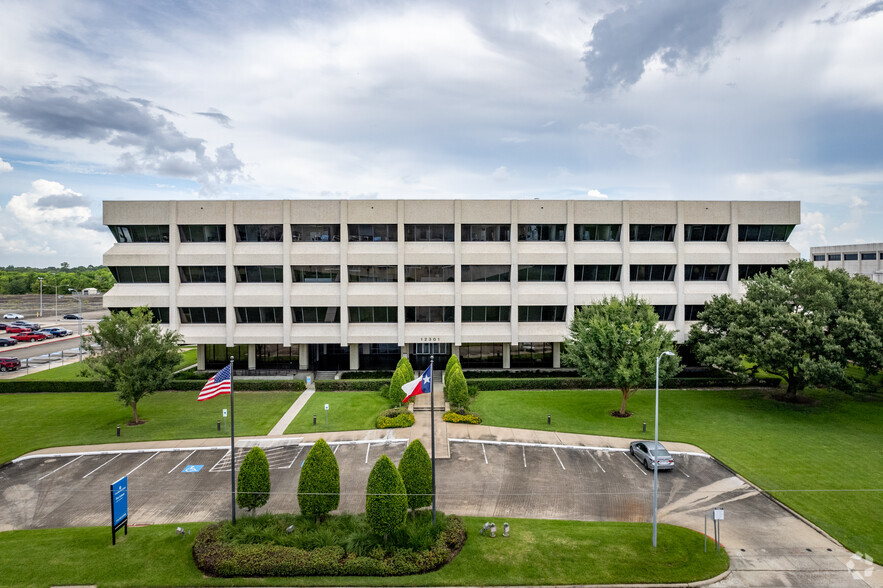 12301 Kurland Dr, Houston, TX en alquiler - Foto del edificio - Imagen 2 de 7